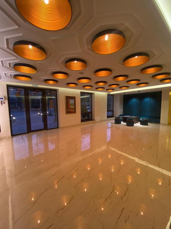 Barhat Hotel & Spa ทาราซ ภายนอก รูปภาพ