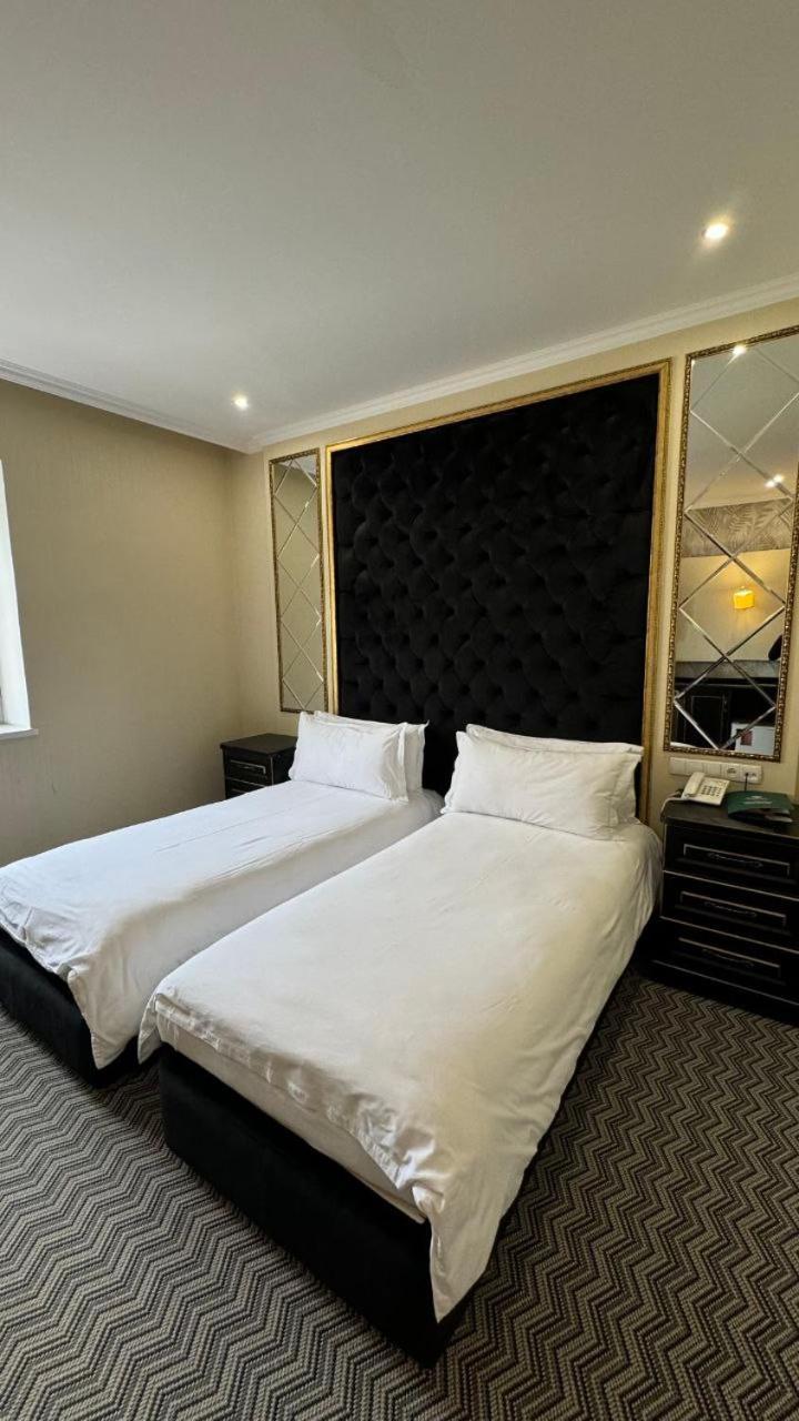 Barhat Hotel & Spa ทาราซ ภายนอก รูปภาพ