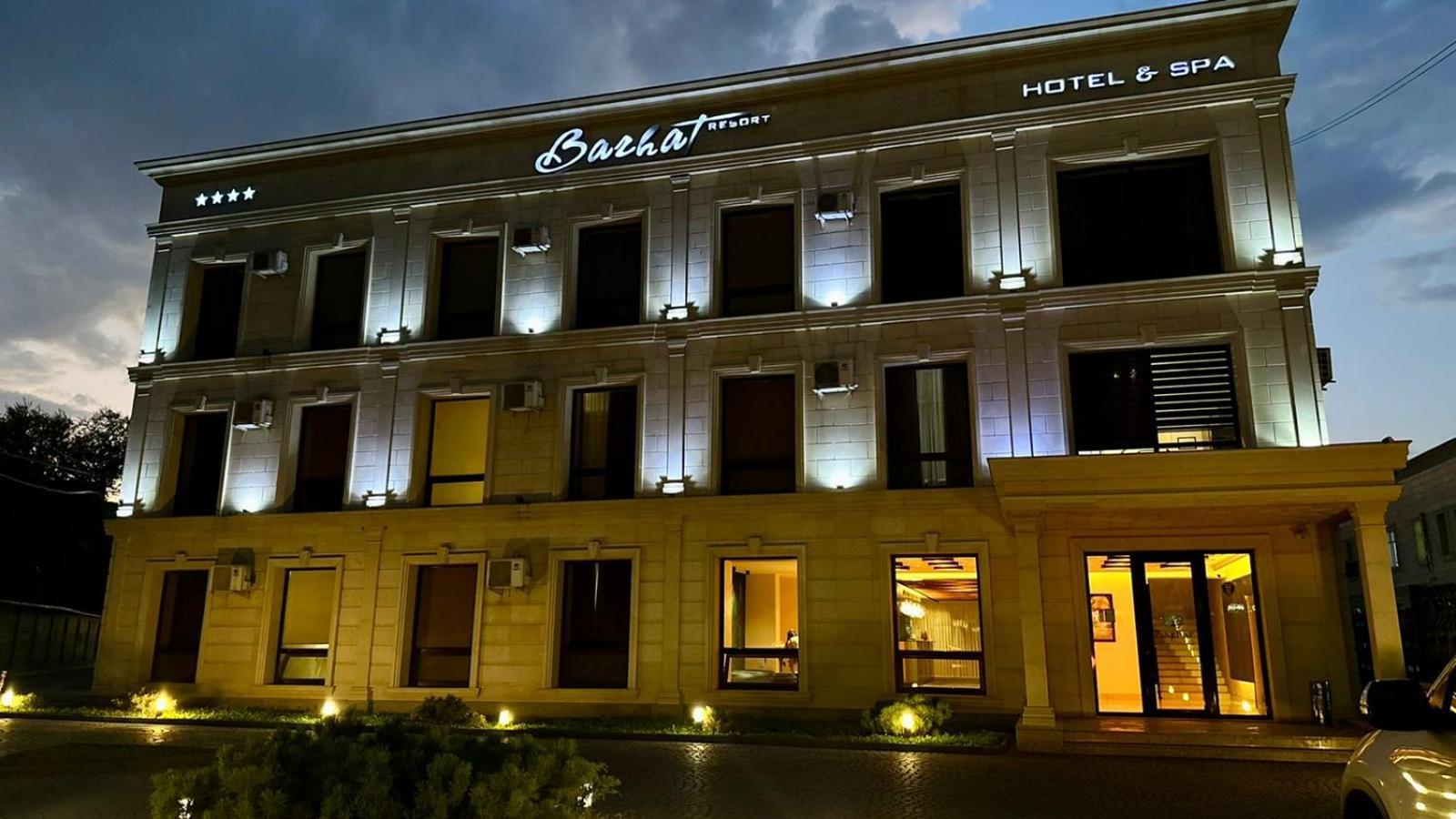 Barhat Hotel & Spa ทาราซ ภายนอก รูปภาพ